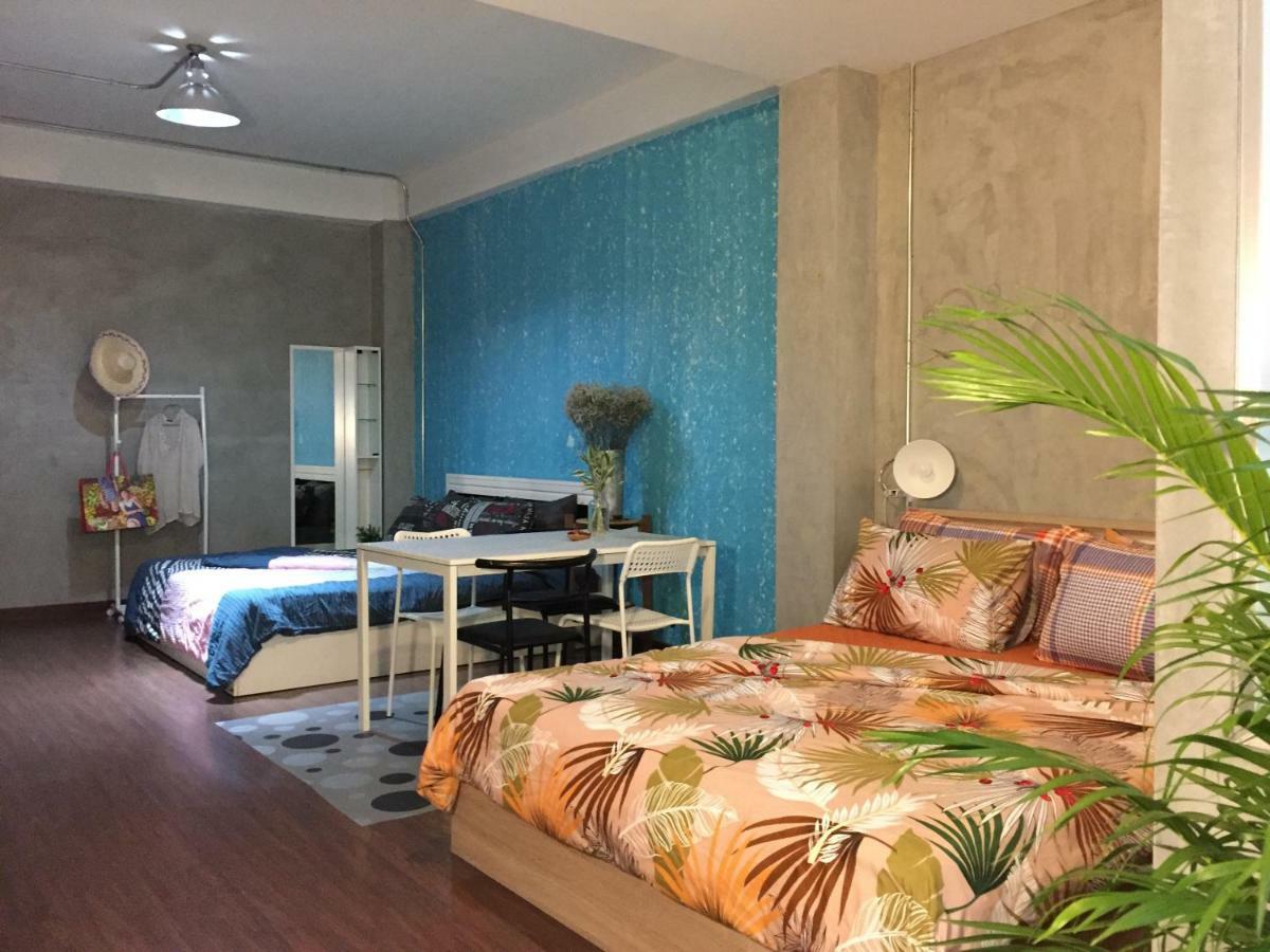 Five Stars Ratchada 19 Vandrarhem Bangkok Rum bild